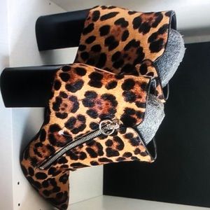 Nine West russity real hair animal print booties size 7.5